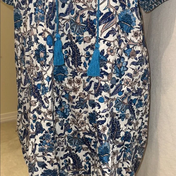 Dress - Picture 4 of 6